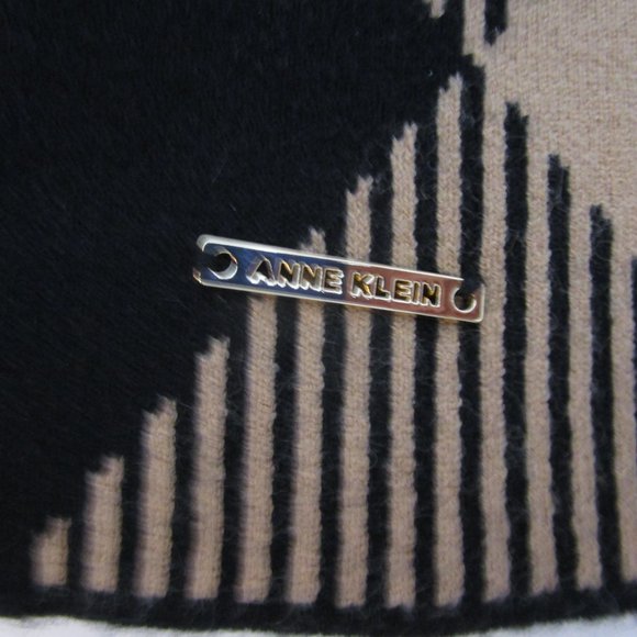 NWT Hooded Wrap Cardigan Sweater Diamond Plaid Check Camel Black - Picture 7 of 11